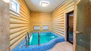 ТеремЪ – Сауна с бассейном